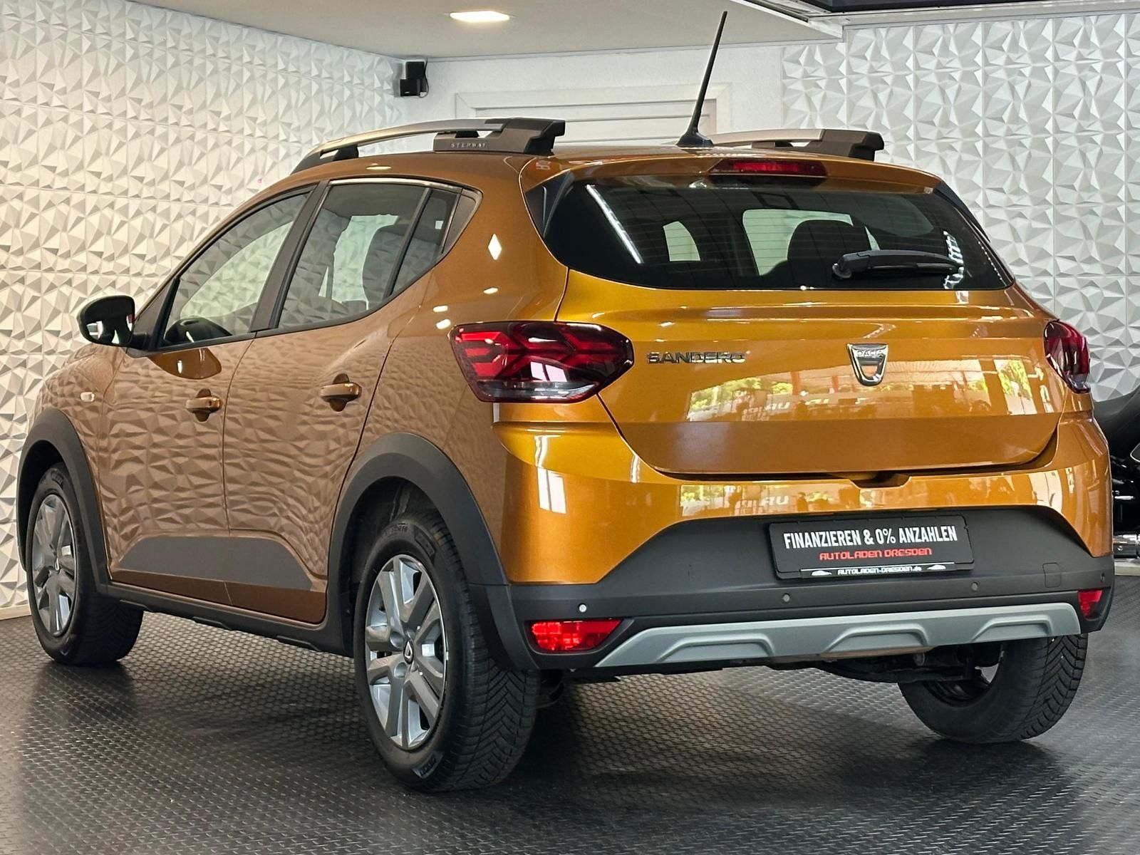 DACIA Sandero 1.0TCE STEPWAY COMFORT BIVALENT LPG#LED - Image 5
