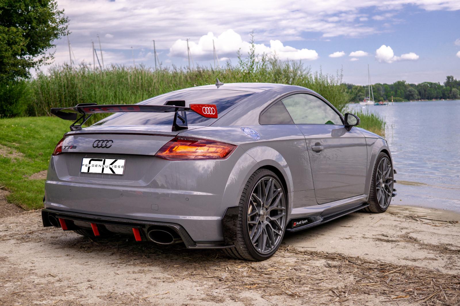 Audi TTRS | Performance Parts | Akrapovic | Keramik