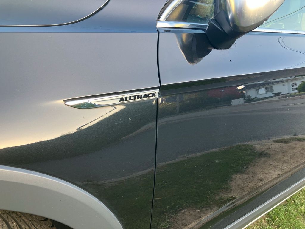 Image of Volkswagen Passat Alltrack