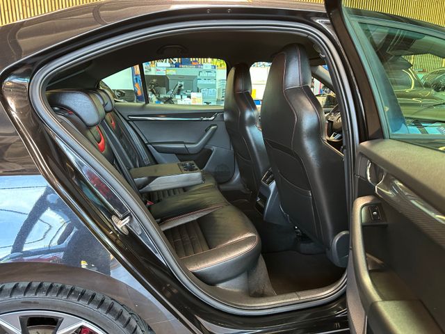 Skoda Octavia Lim. RS *1Hand*Memory*ACC*