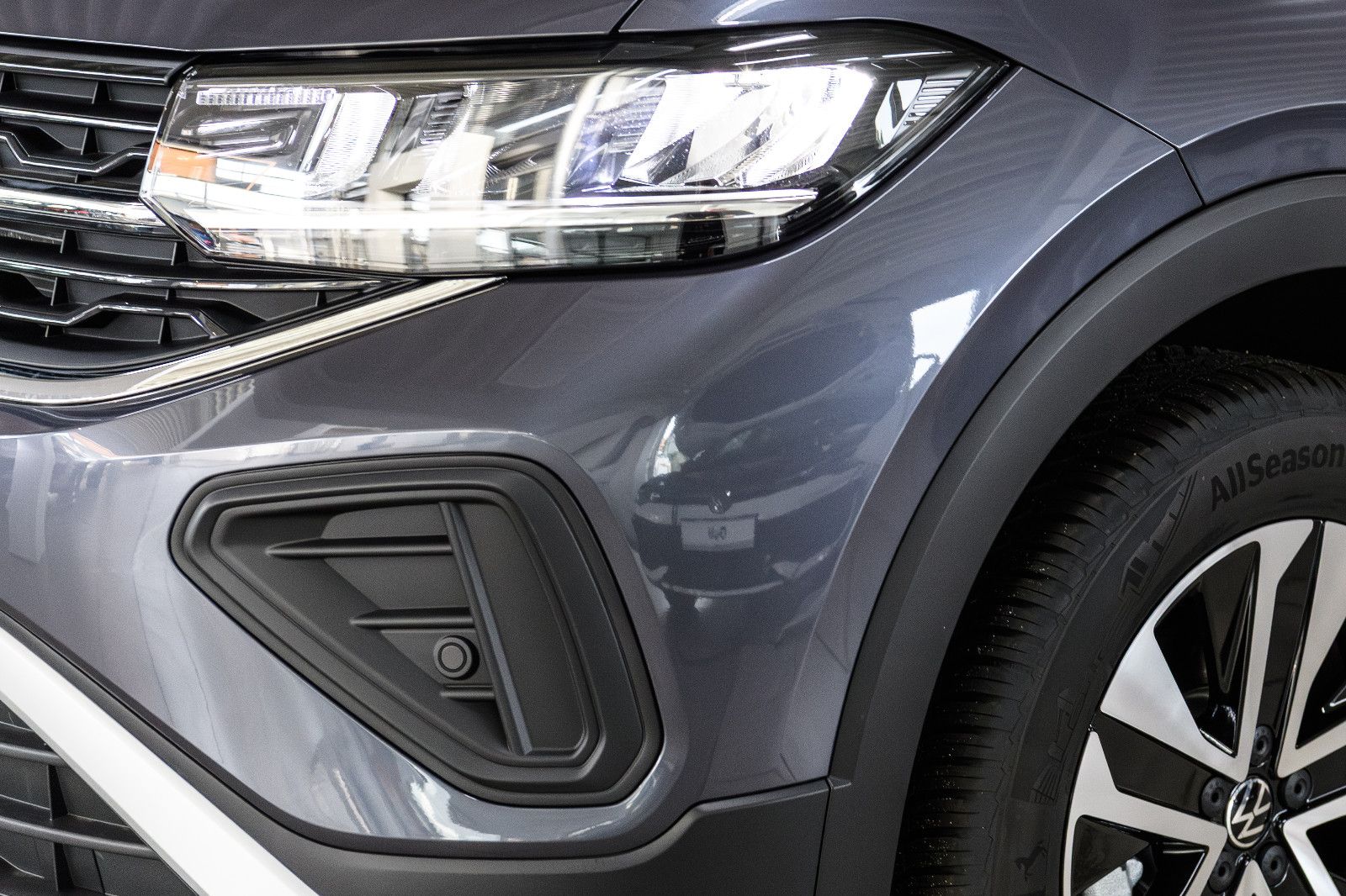 Fahrzeugabbildung Volkswagen T-Cross 1.0 TSI 85 kw Energy DSG+AHK+Kamera