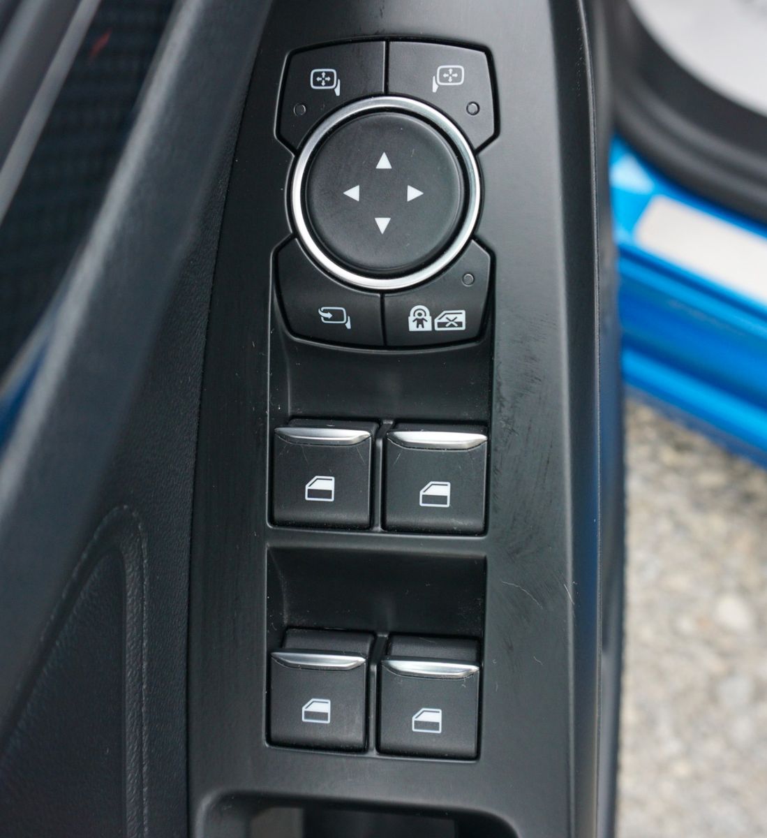 Fahrzeugabbildung Ford Focus Lim. ST-Line, Navi, LED, B&O Sound+WR