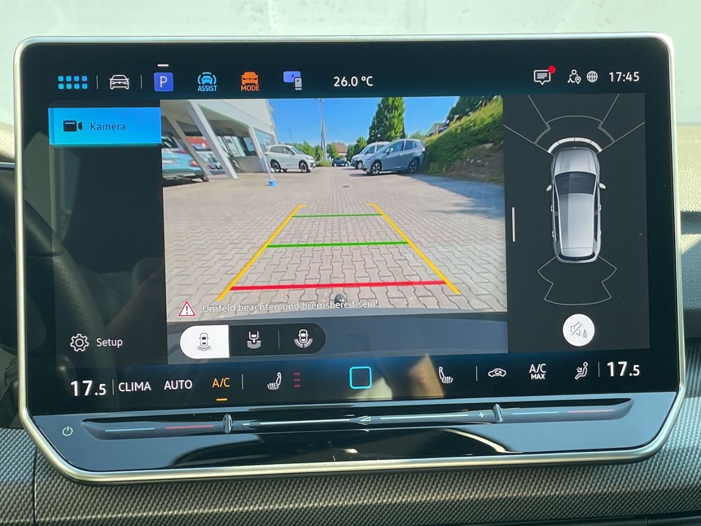 Golf VIII 1.5 eTSI DSG R-Line Kamera/Matrix/AHK/