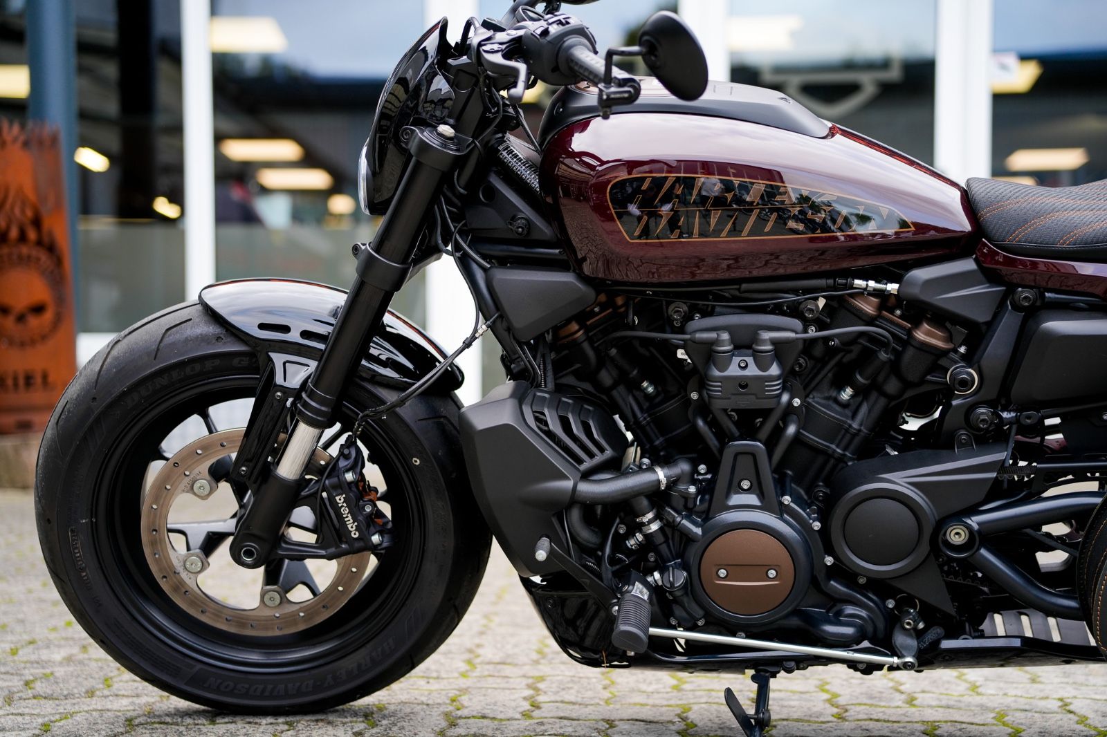 Fahrzeugabbildung Harley-Davidson RH1250S Sportster S - Jekill & Hyde