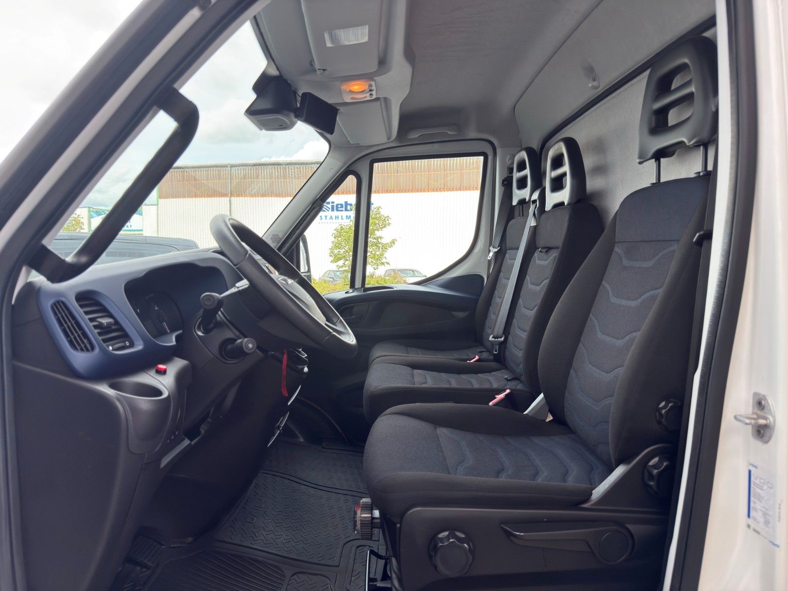Fahrzeugabbildung Iveco Daily 70C18 HA8 *LBW*Luft*Automatik*24.500km*