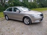 Skoda Octavia 1.2 TSI Ambition, TÜV neu - Skoda Octavia mit Benzin-Antrieb: Limousine, 1.2