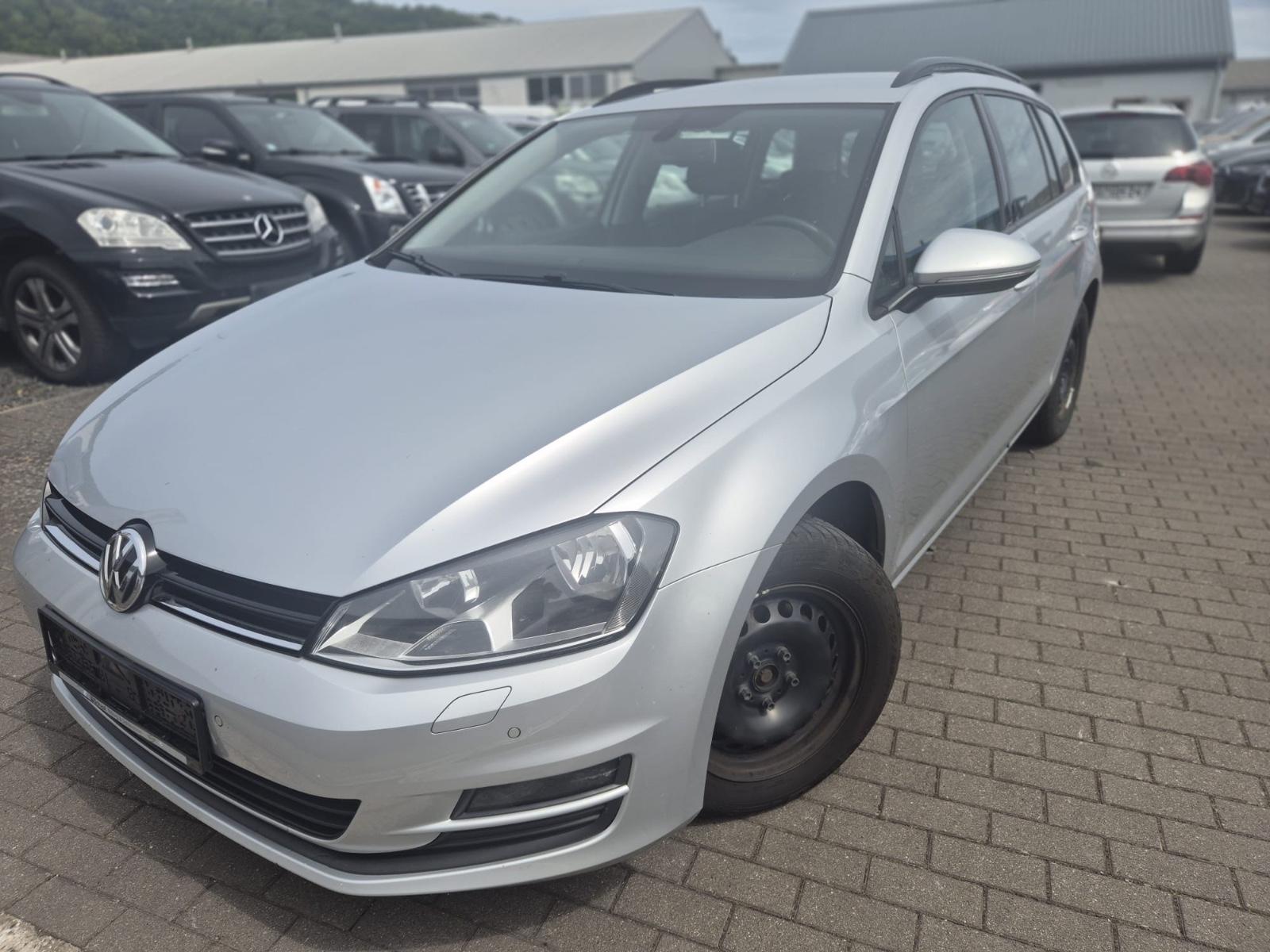 Volkswagen Golf VII Variant Trendline BMT//Navi//