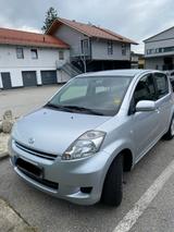 Daihatsu Sirion 1.0 -