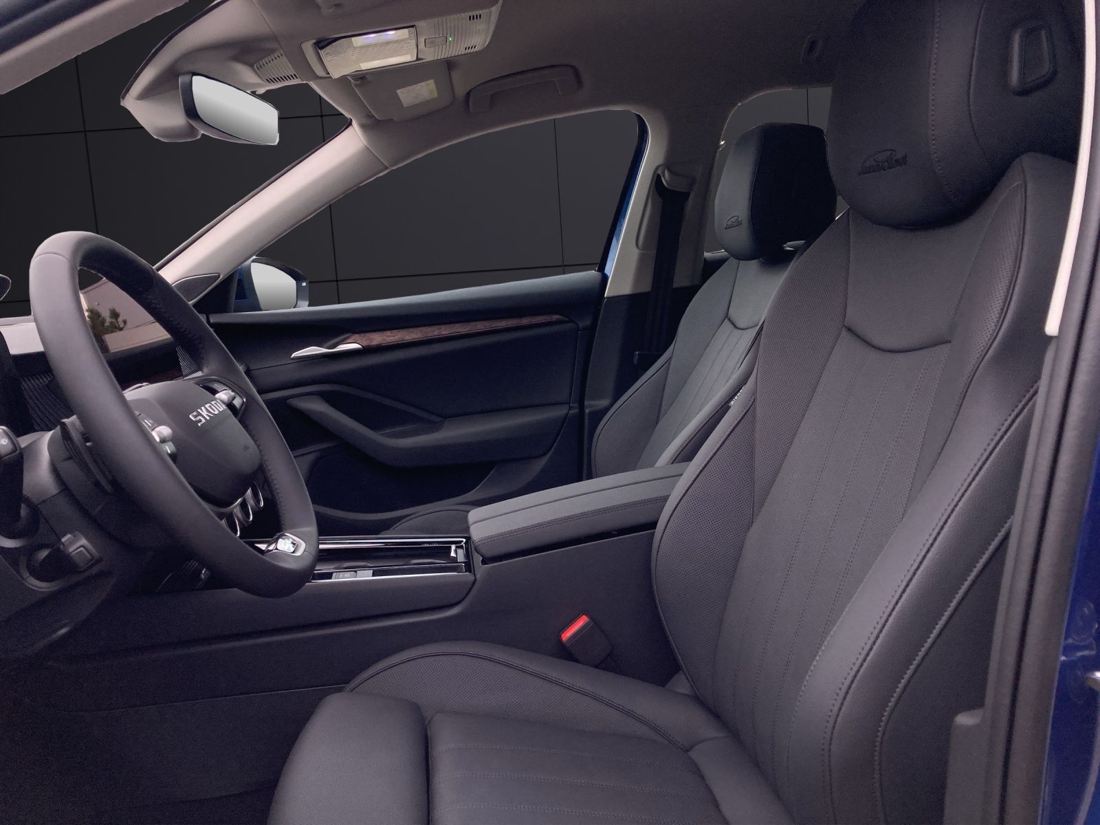 Fahrzeugabbildung SKODA Superb Combi L&K 2.0 TDI 142kW 4x4 L&K Matrix, S