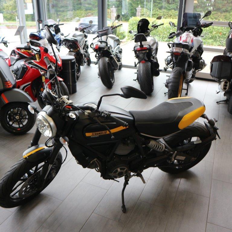 Ducati Scrambler  800 Full Throttle * I. Hd * Top