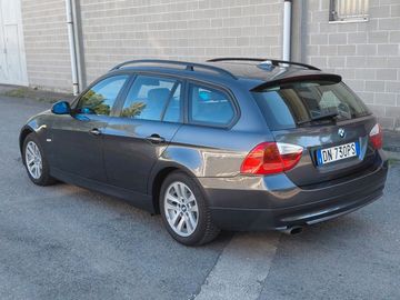 BMW 320 - 8
