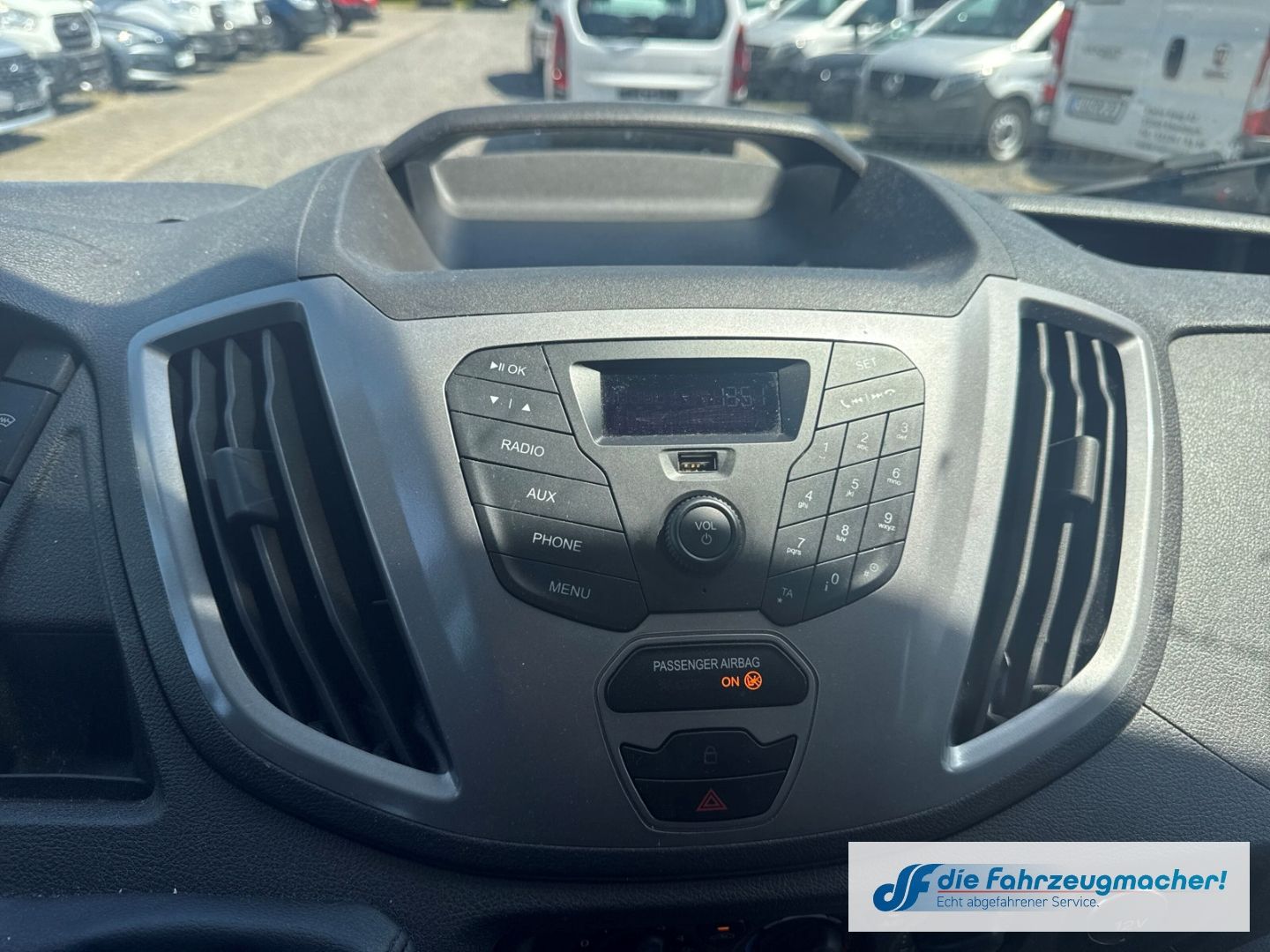Fahrzeugabbildung Ford Transit Kombi 350 L3 Trend Temp Tel.-Vorb. *2020