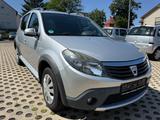 Dacia Sandero Stepway - Dacia Sandero aus 2010: Stepway