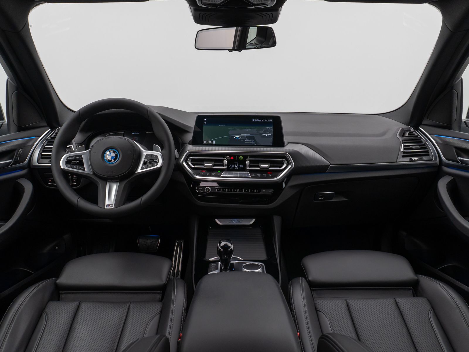 Fahrzeugabbildung BMW X3 xD30e M Sport 360°Laser HUD DAB HiFi Komfort