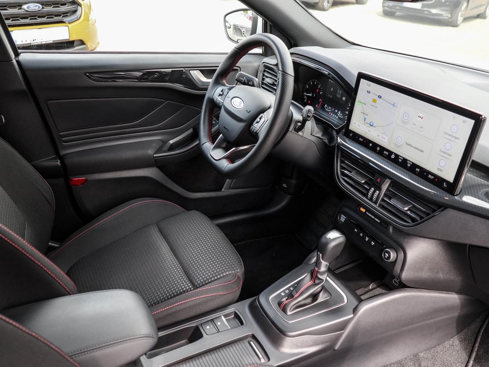 Ford Focus Turnier 1.0 EcoBoost ST-Line Vorführwagen