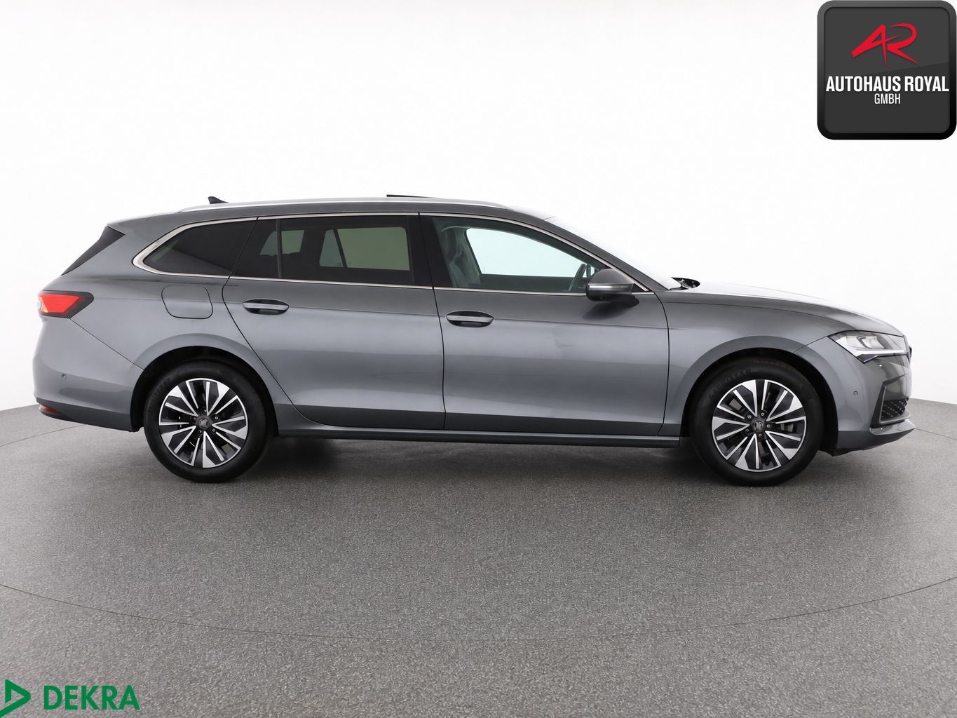 Skoda Superb Combi 2.0 TDI 4x4 PANO,360°,MASSAGE,ACC foto 6