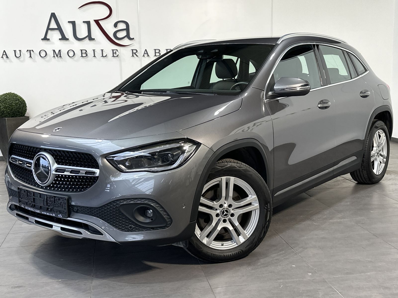 Fahrzeugabbildung Mercedes-Benz GLA 220d Progressive NAV+LED+KEYLESS+AHK+KAM+ACC