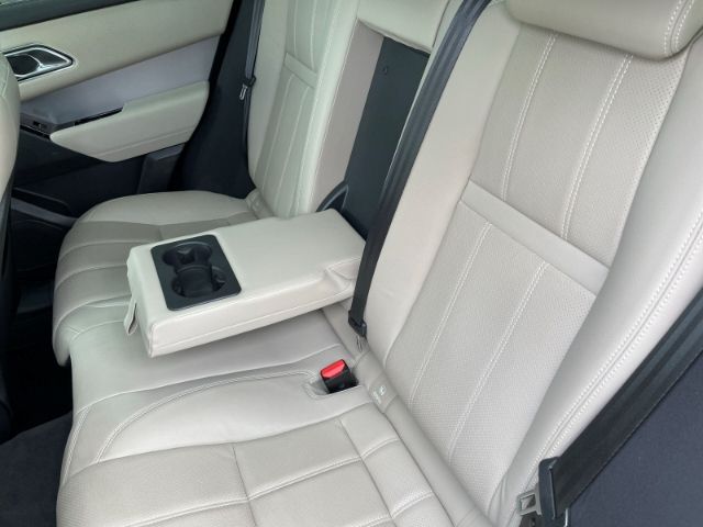 Fahrzeugabbildung Land Rover Range Rover Velar D200 Mild-Hybrid R-Dynamic SE