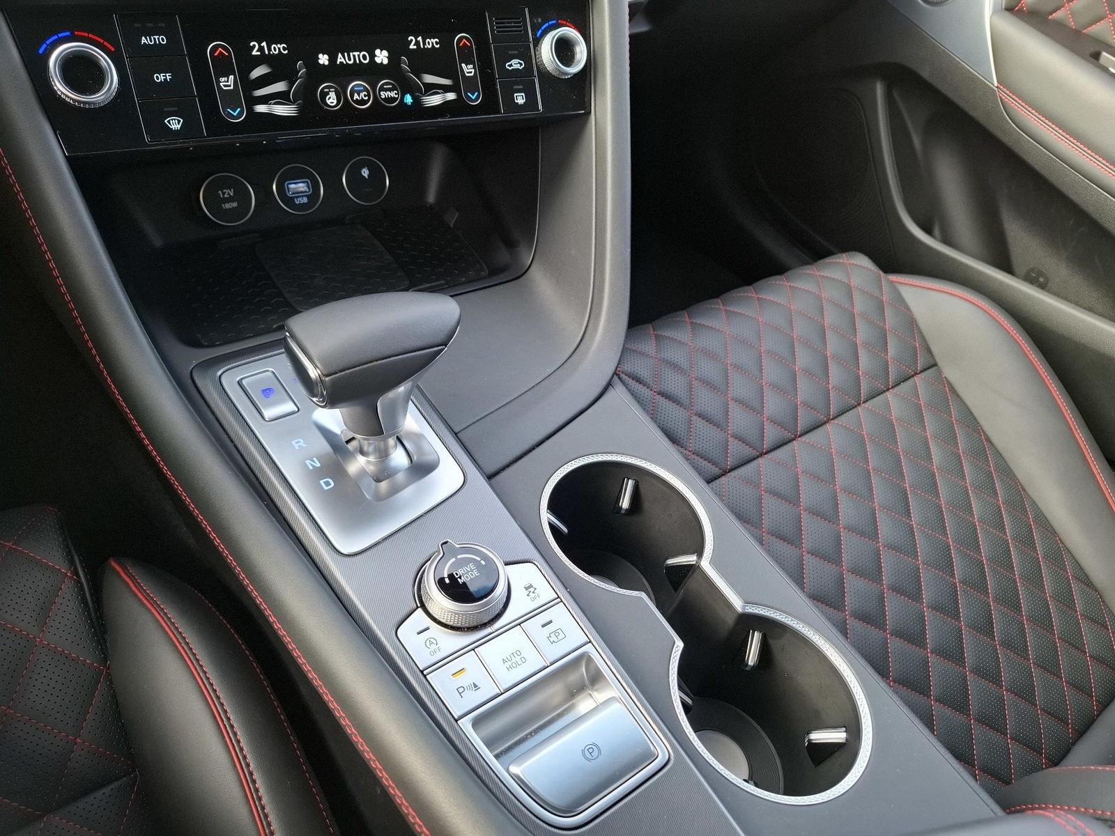 Genesis G70 GX8 Shooting Brake 2.0T AWD Sport