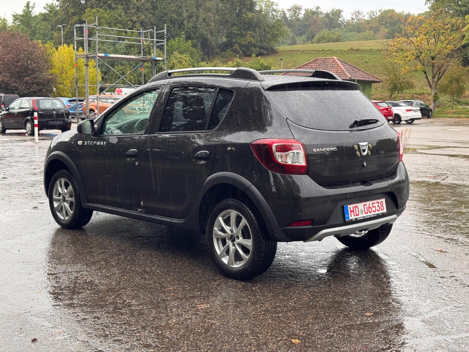 Dacia Sandero 2015 — photo 10