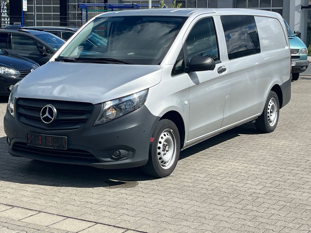Image of Mercedes-Benz Vito