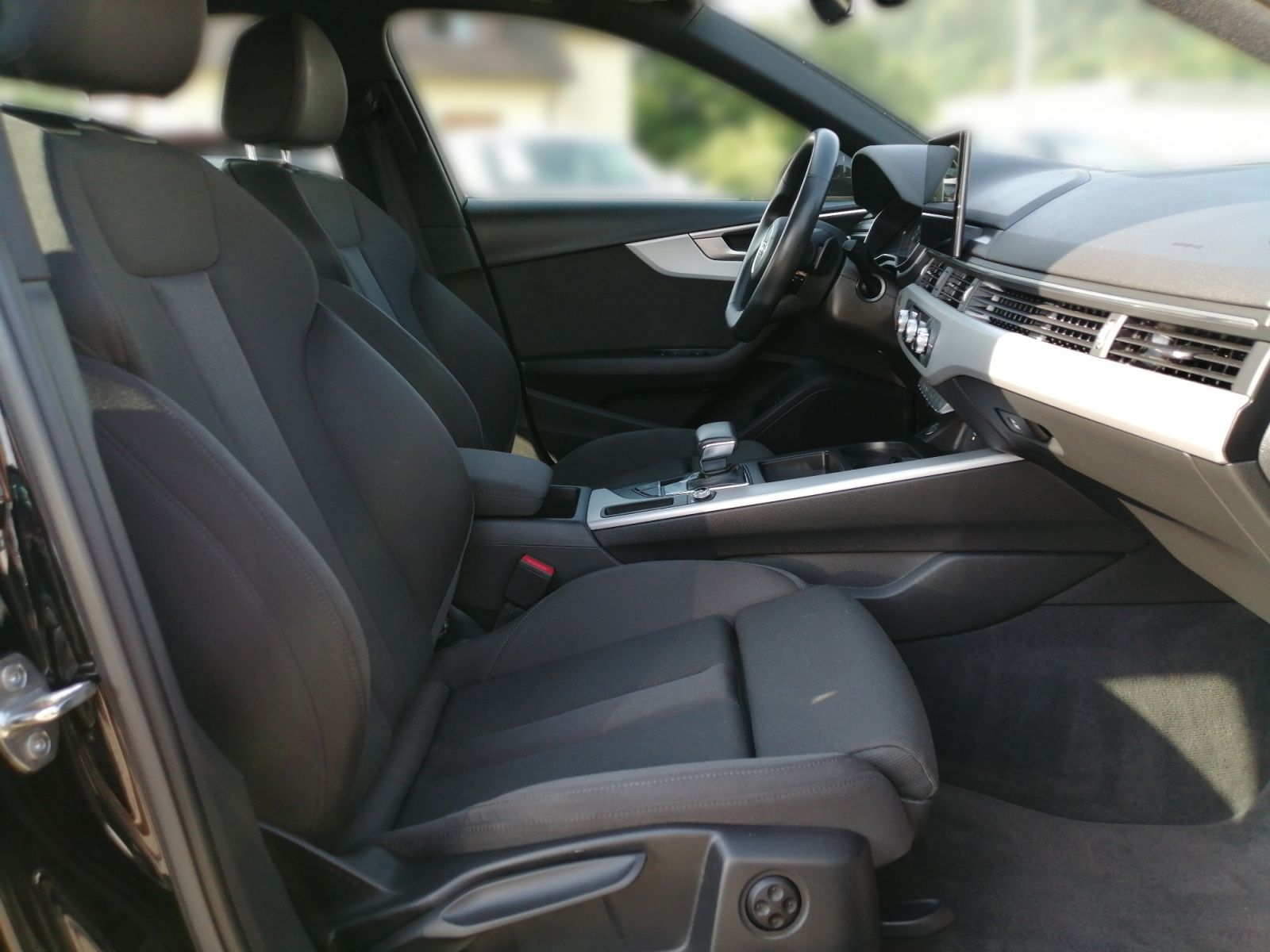 Audi A4 - Bild 13