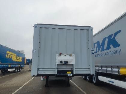 Fahrzeugabbildung Krone Plateau-Auflieger - Lenkachse + Stapleraufnahme