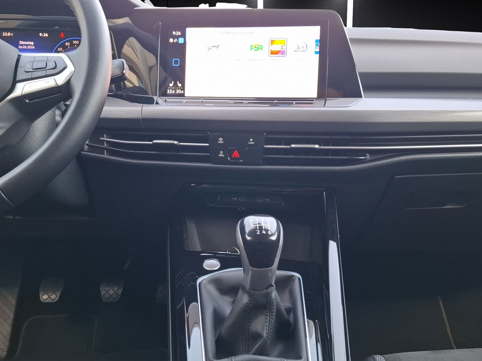 Fahrzeugabbildung Volkswagen Golf VIII TSI Style LEDplus Navi AID ACC RFK SH
