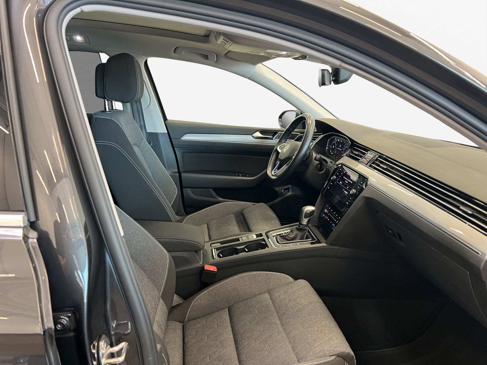 Volkswagen Passat Variant - Bild 6