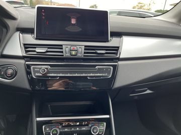 BMW 216 Active Tourer - 11