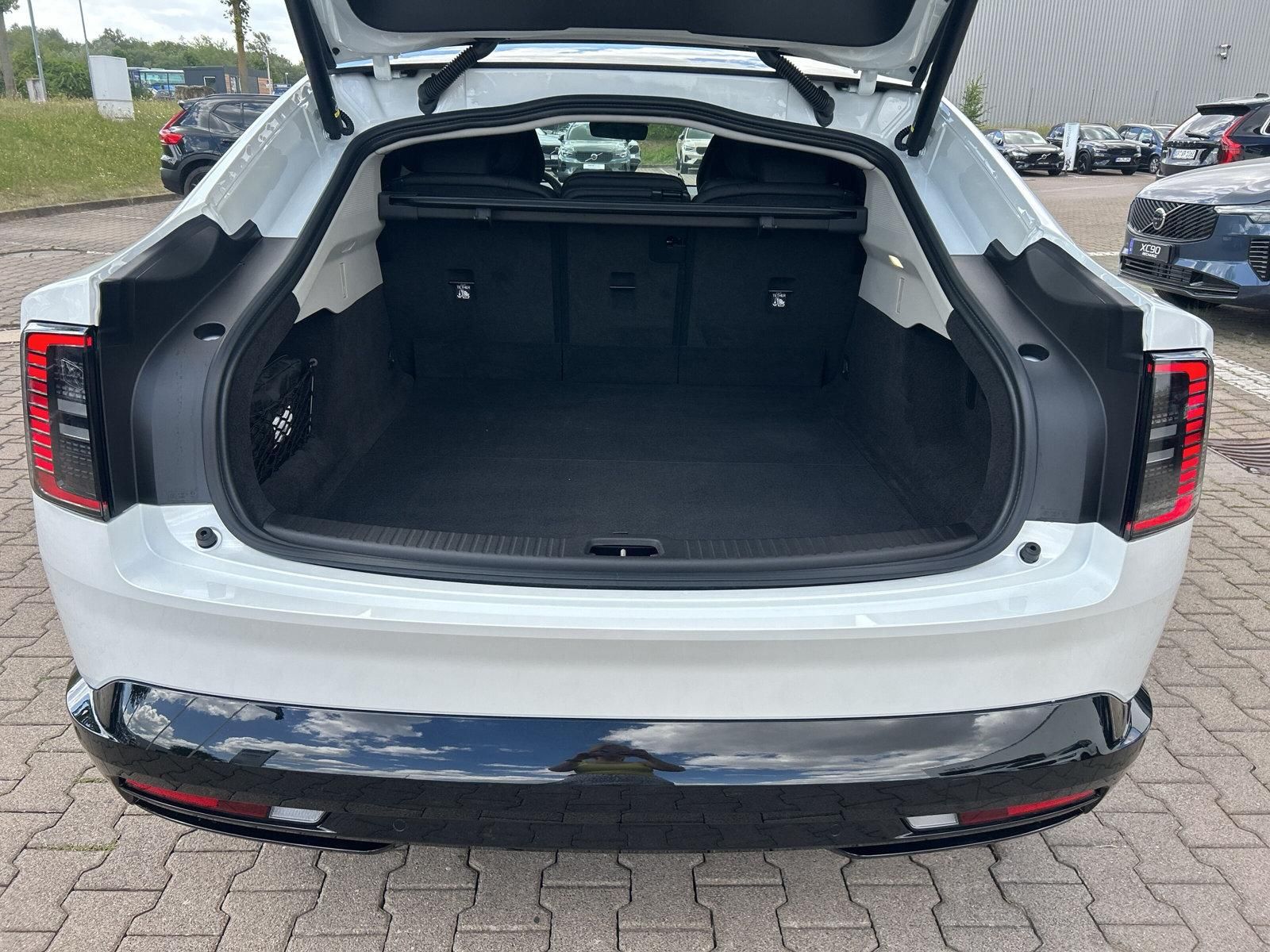 Volvo ES90 - Bild 17