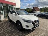 Nissan Qashqai 1.3 DIG-T Tekna ACC+LED+Navi+SHZ+2xKlima - gebrauchte Nissan Qashqai aus dem Jahr 2020
