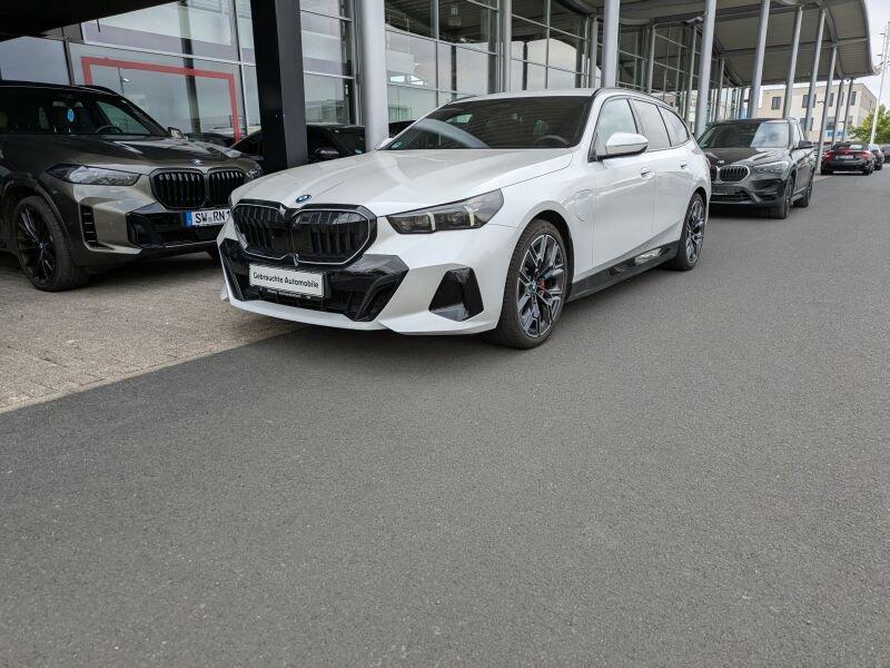 BMW 530e xDrive Tour. M Sport Sitzbelüftung. AHK.H&K