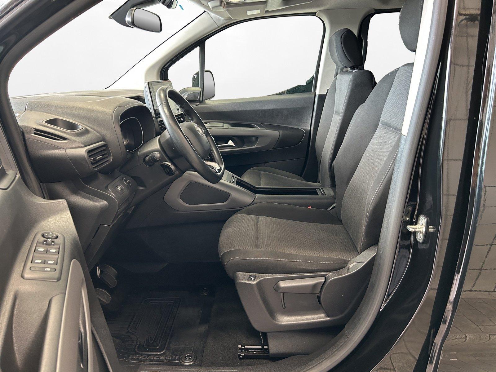 Toyota Proace 1.2 CITY VERSO L2 EXECUTIVE PARKH NAVI, миниатюра 8