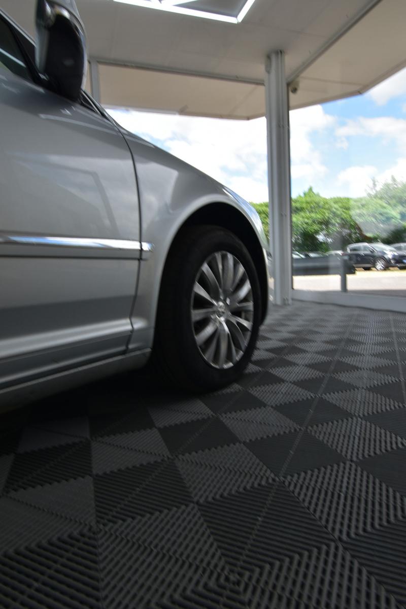 Volkswagen Phaeton V6 5.Sitzer 4Motion NAVI SHZ 4Zonenklima
