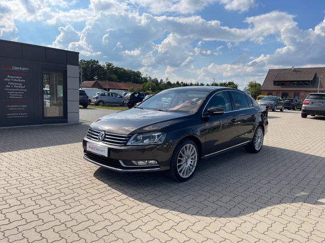VW Passat Lim. 2.0 TDI Comfortline AHK 1HD PDC