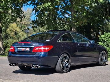 Mercedes E 350 - 8