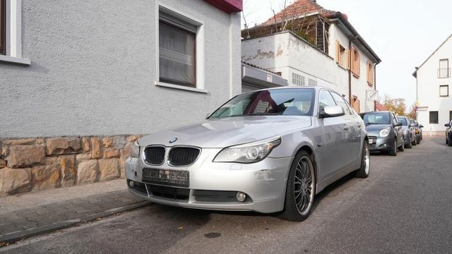 BMW 520i -