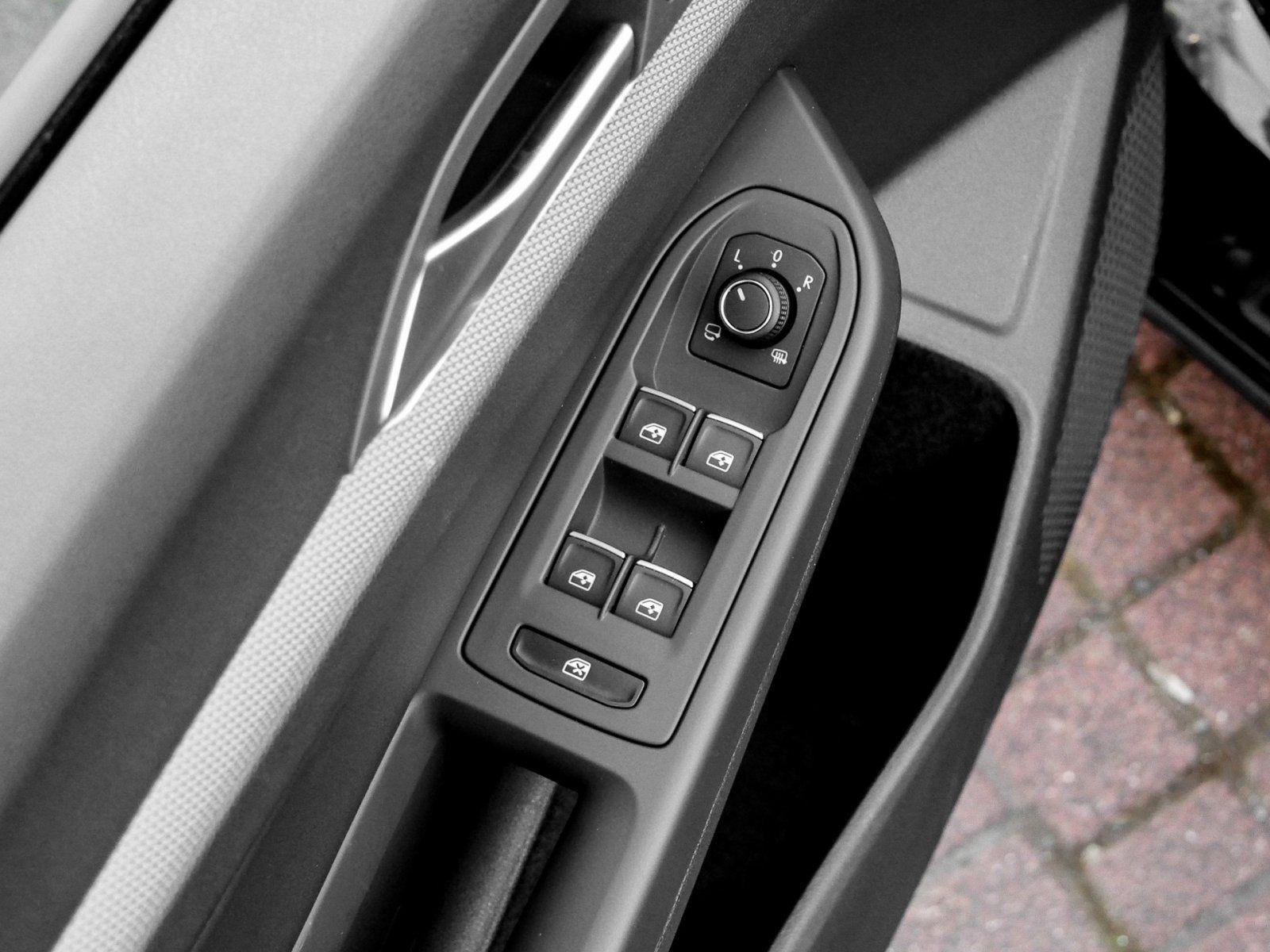 Volkswagen Golf VIII 1.5 TSI Life GOAL ACC AHK LED NAVI CLI, миниатюра 12