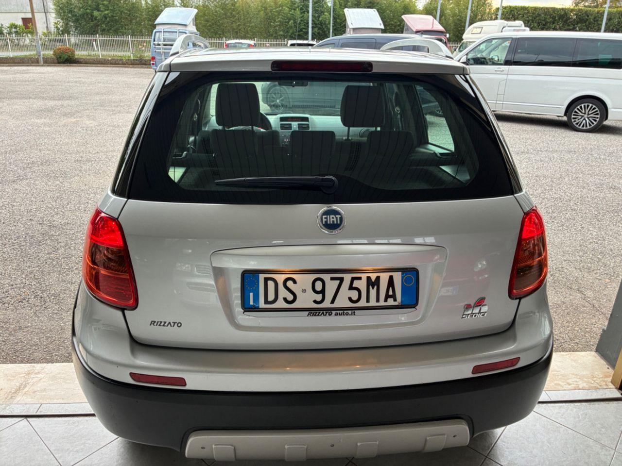 Fiat Sedici 2008 — interior