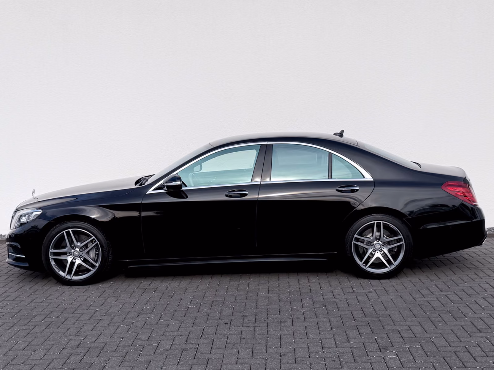 Mercedes-Benz S 500 4Matic Amg Line /NAVI/LED/ACC/CAM/BURMEST/