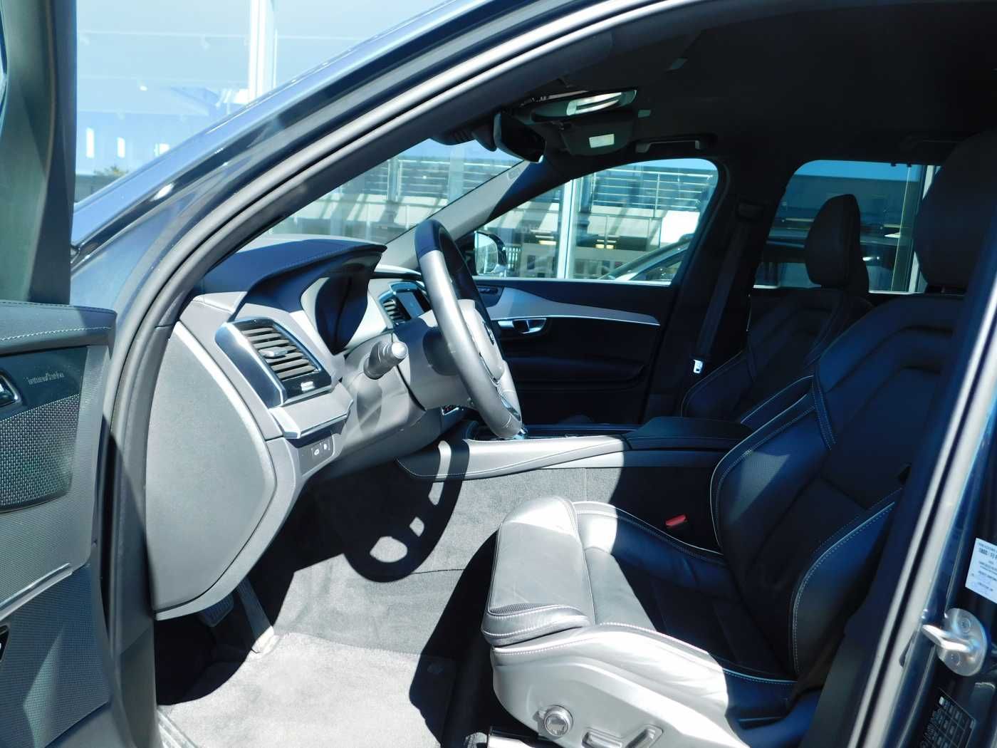 Fahrzeugabbildung Volvo XC90 Plug-In-Hybrid T8 AWD Recharge Plus Bright