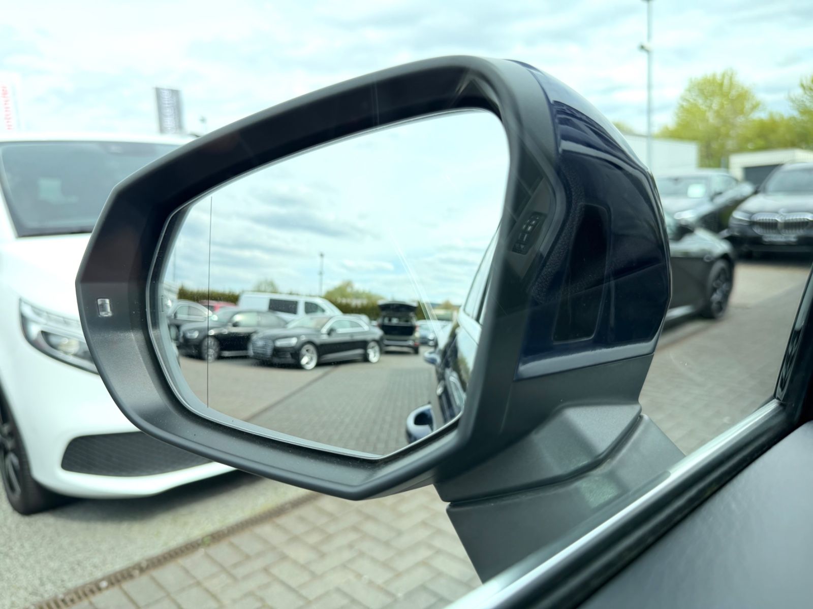 Audi Q3 Sportback 40 TFSI quattro /1.HAND/ foto 17