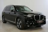 BMW X7 M60i xDrive Individual PanoramSkyLounge B&W - BMW X7 M60 Jahreswagen