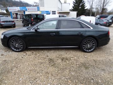 Audi A8 - 2