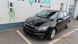 Peugeot 308 Active - Peugeot 308 mit Diesel-Antrieb: Limousine, Klimaanlage