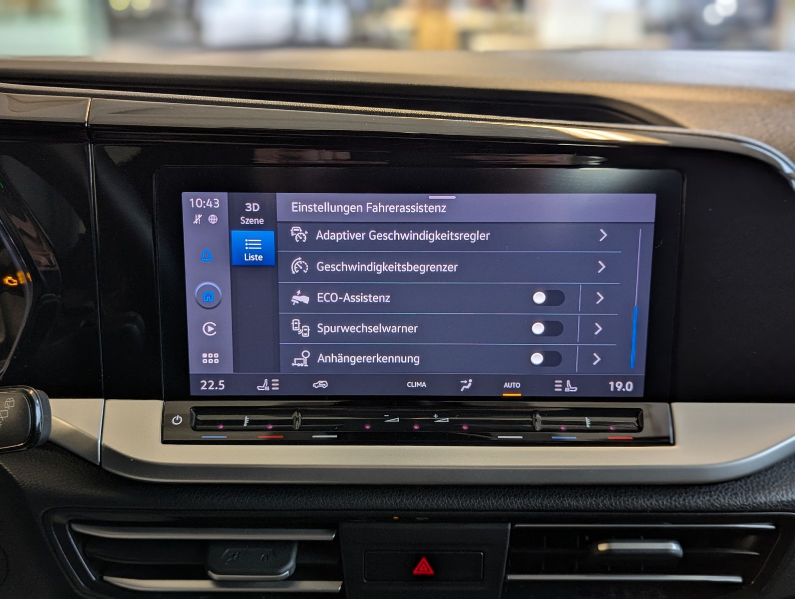 FORD Tourneo Connect L2 Titanium 7-Sitze Bi-LED Cam A - Image 31