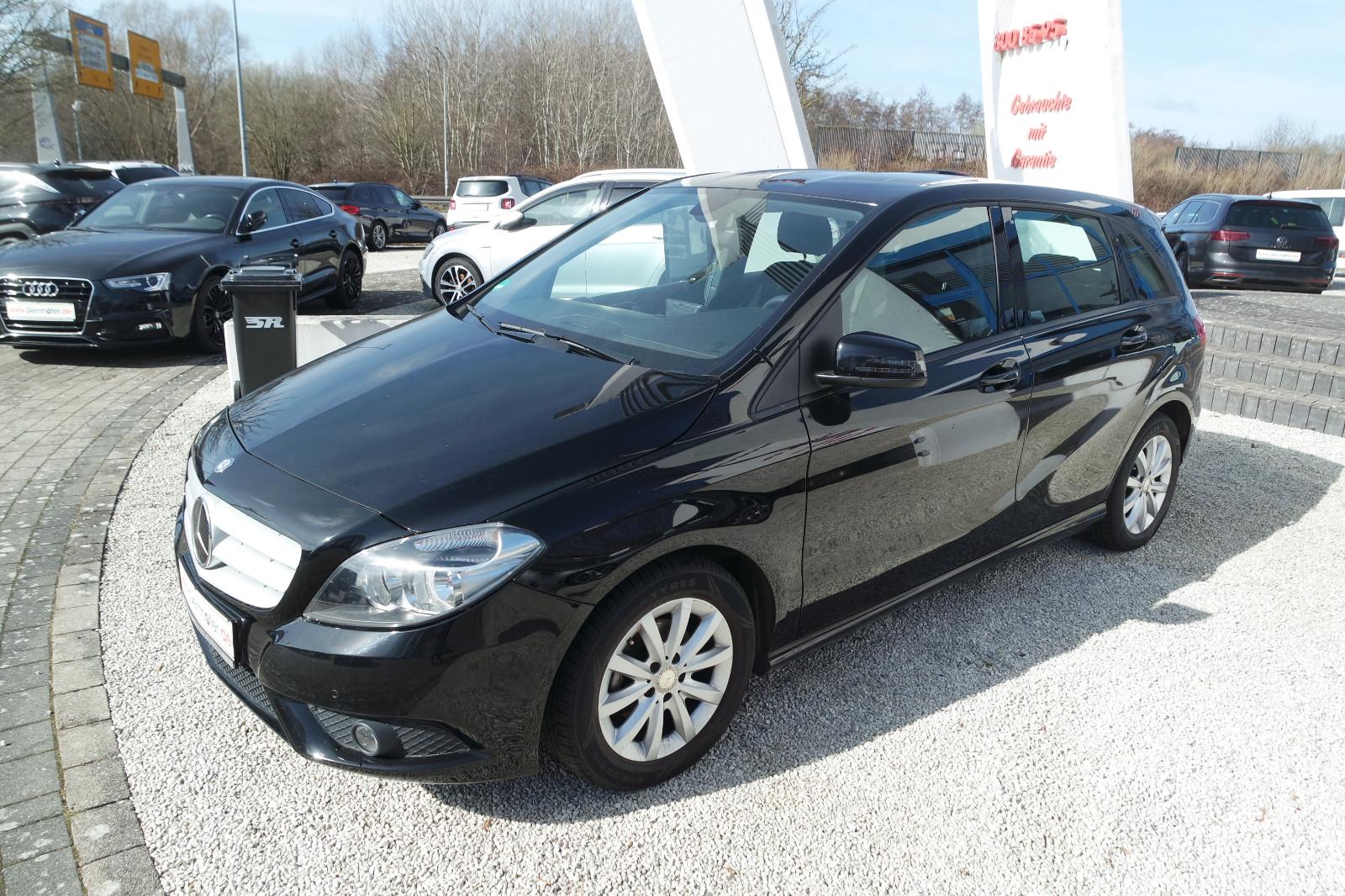 Mercedes-Benz B 180 Scheckeftgeplegt