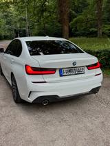 BMW 320i M Sport Automatik M Sport - BMW 320 von privat