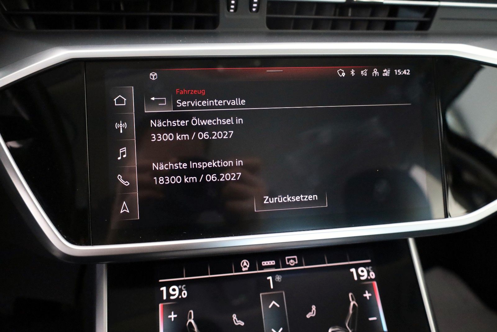 Fahrzeugabbildung Audi A6 Avant 40 TDI quattro Leder,Navi,LED,Kamer,AHK